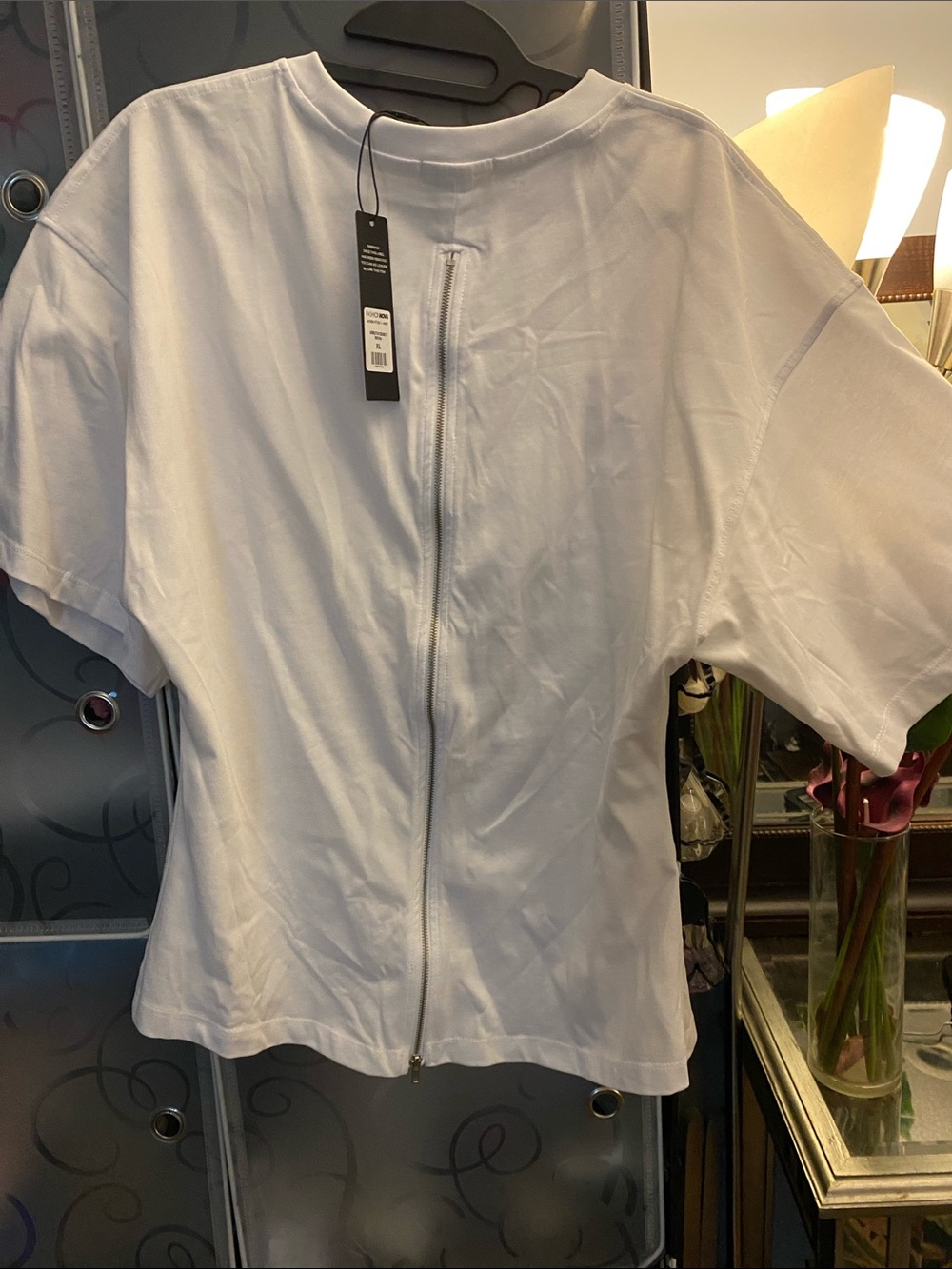 NWT, Woman’s White Short-Sleeve Zip-Back Shirt